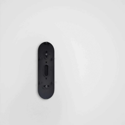 Loop nera appesa alla parete